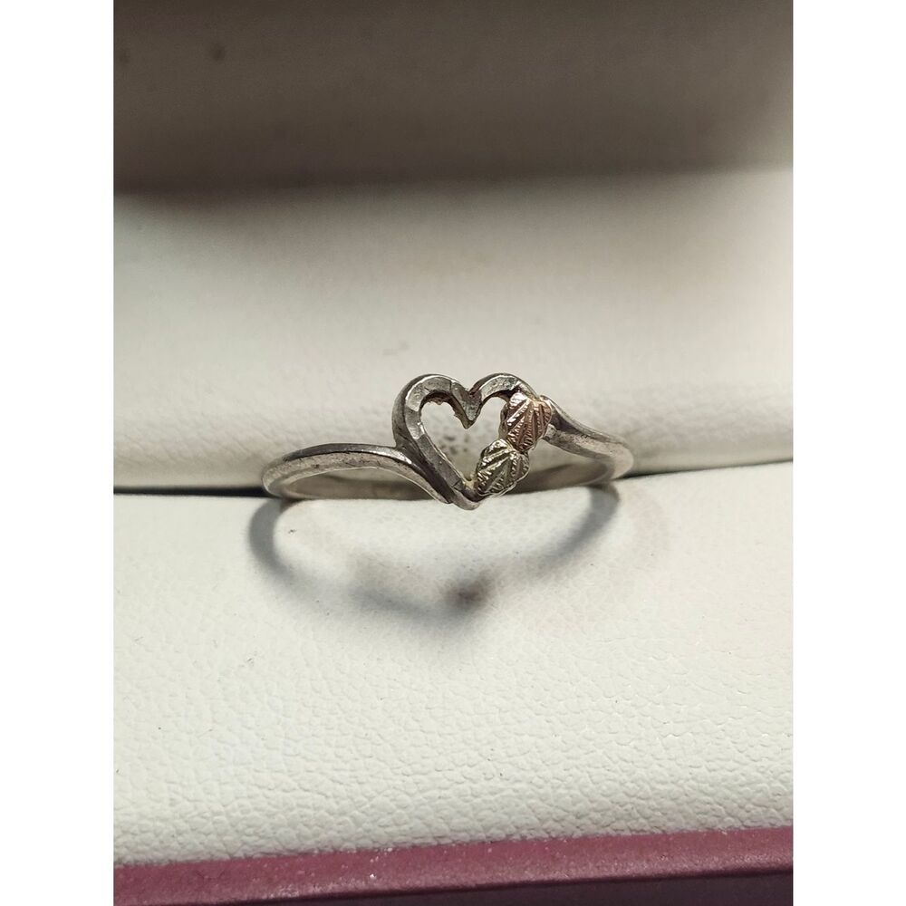 Black Hills Gold Sterling Silver Heart Ring With 12K Gold Leaf Accents Size 5.75